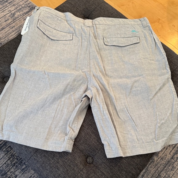 Tommy Bahama Shorts - Picture 3 of 9